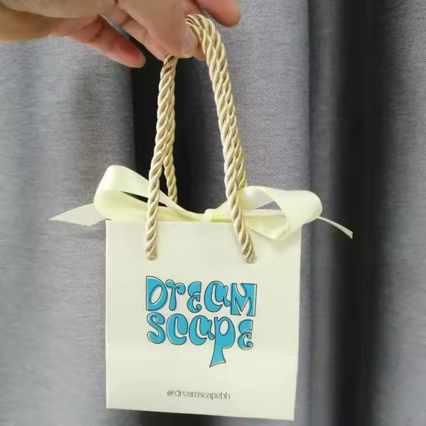 Custom Logo Fancy Luxury Wedding Small Jewelry Gift Paper Bag with Ribbon